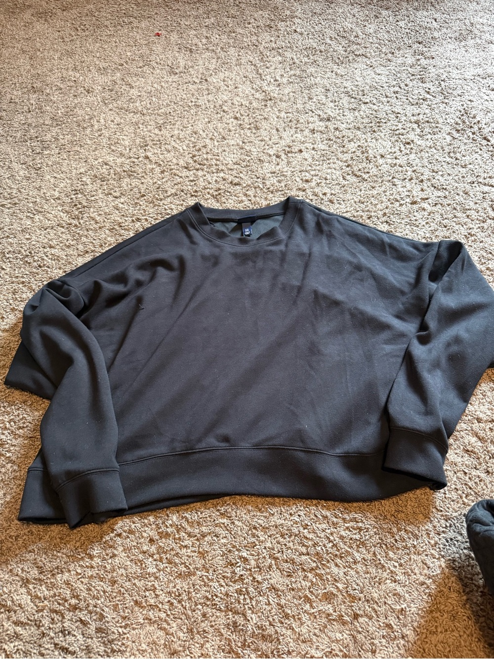 Women's Black Crewneck Sweatshirt - Relaxed Fit